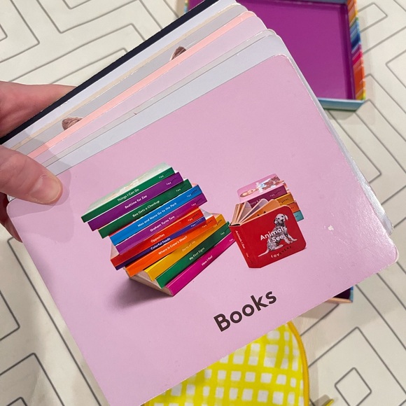 Lovevery Sight Cards and Coin Wallet - Picture 5 of 6